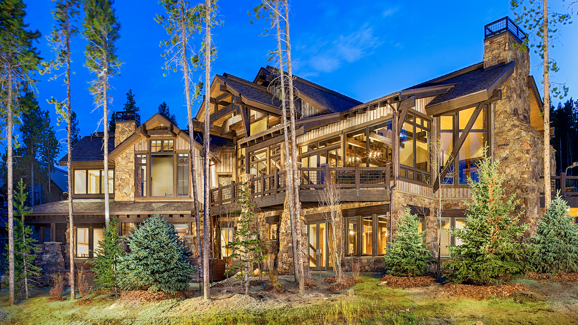 Timber Lodge exterior