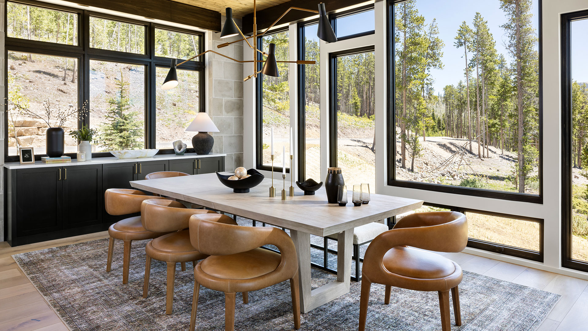 Setting-Sun-dining